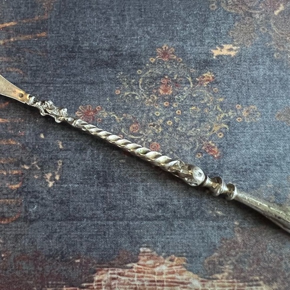 Antique 900 Silver Ornate Serving Fork – Twisted Handle, 7” Long - Picture 7 of 7